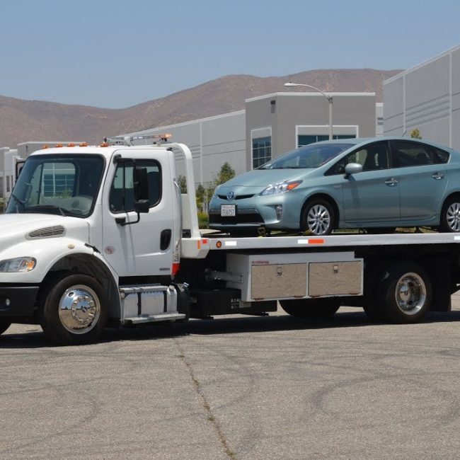 Gardner Towing LLC for Paw Paw Towing Services